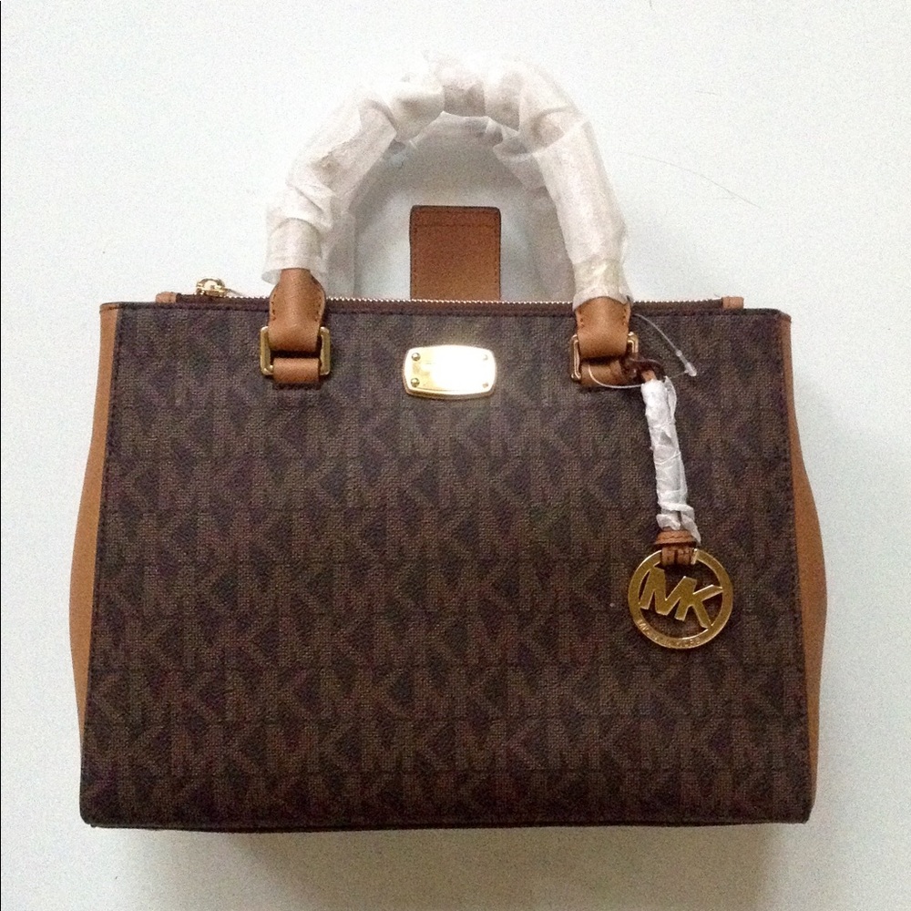 NEW WITH TAG MICHAEL KORS HANDBAG